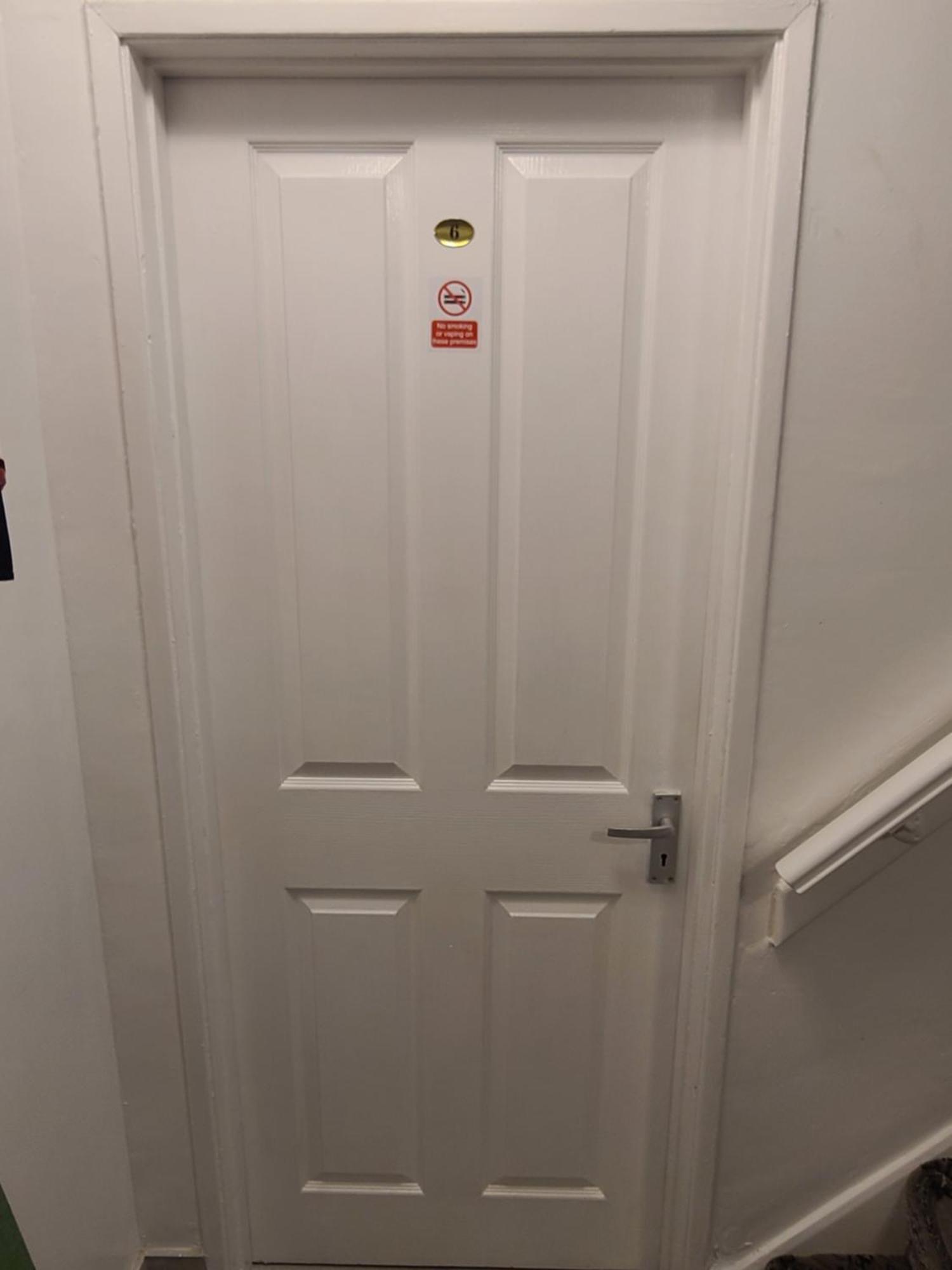 Roomz-Gatwick-London-Airport Parking-Travel Service Ifield Extérieur photo